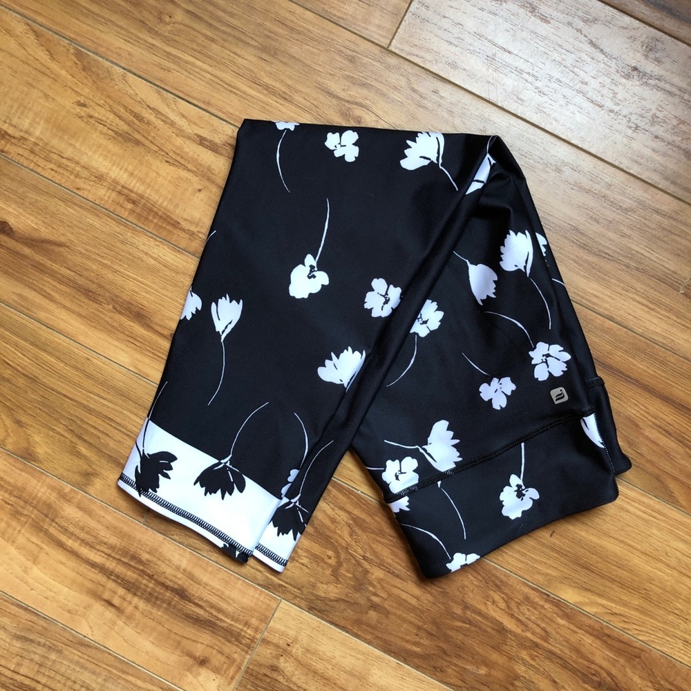 Fabletics Capri
